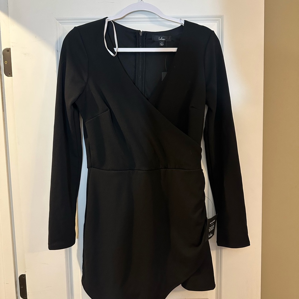 Lulu's Black Long Sleeve V-Neck Ronper